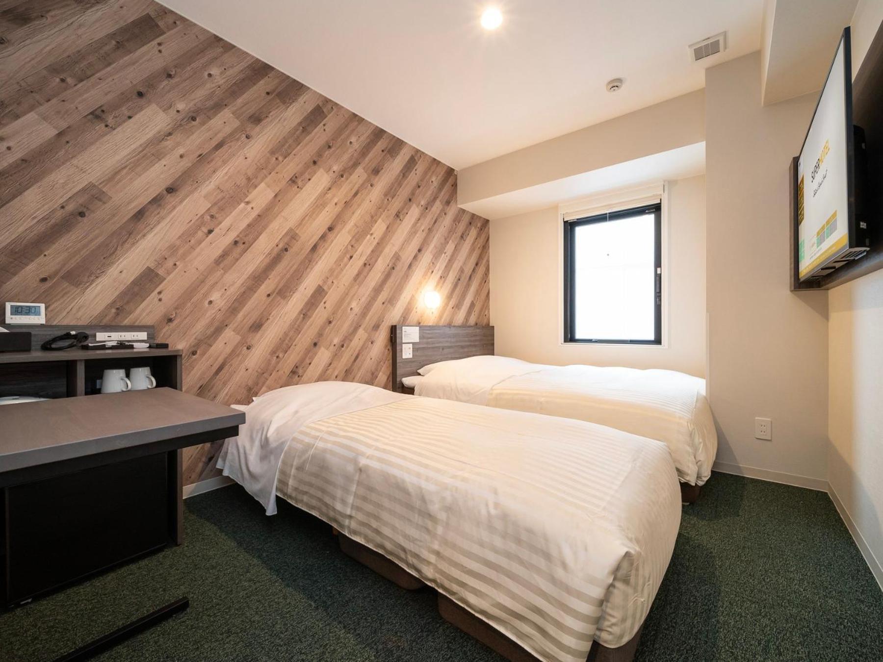 Super Hotel Kumamoto Ekimae Natural Hot Springs Bagian luar foto