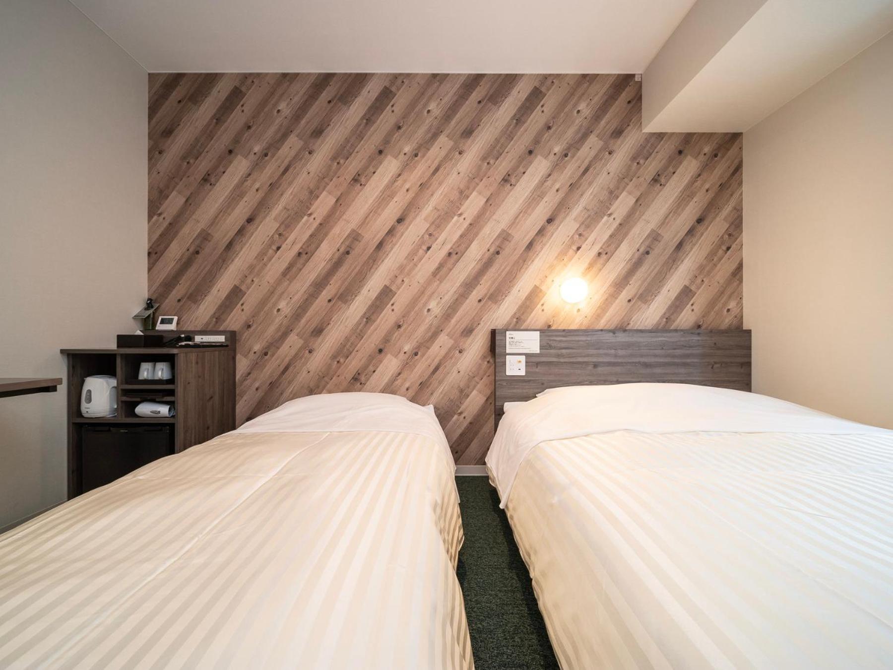 Super Hotel Kumamoto Ekimae Natural Hot Springs Bagian luar foto